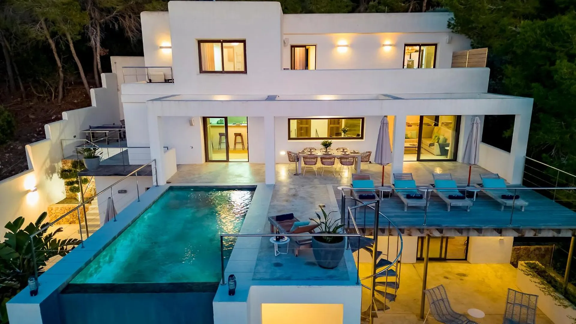 Villa In Cala Salada Sleeps 14 Сан-Антонио-Абад