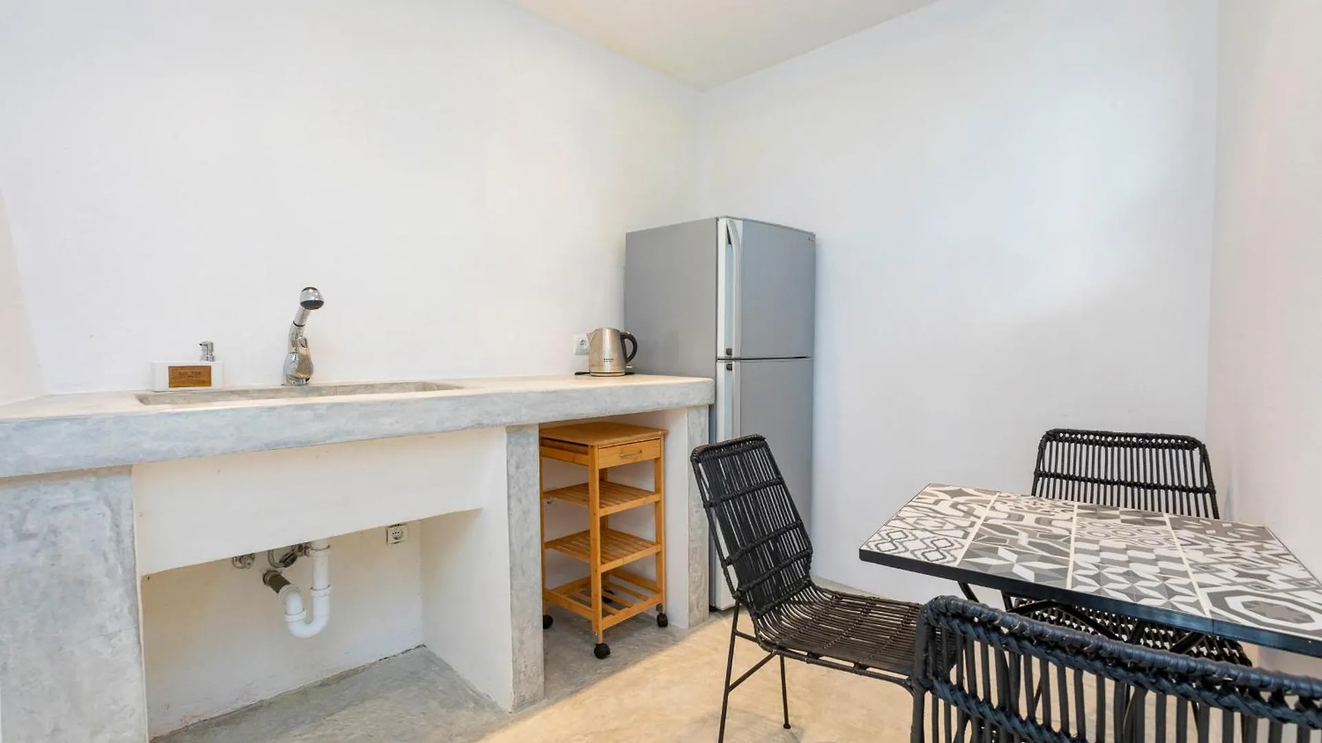 Villa In Cala Salada Sleeps 14 Сан-Антонио-Абад Испания