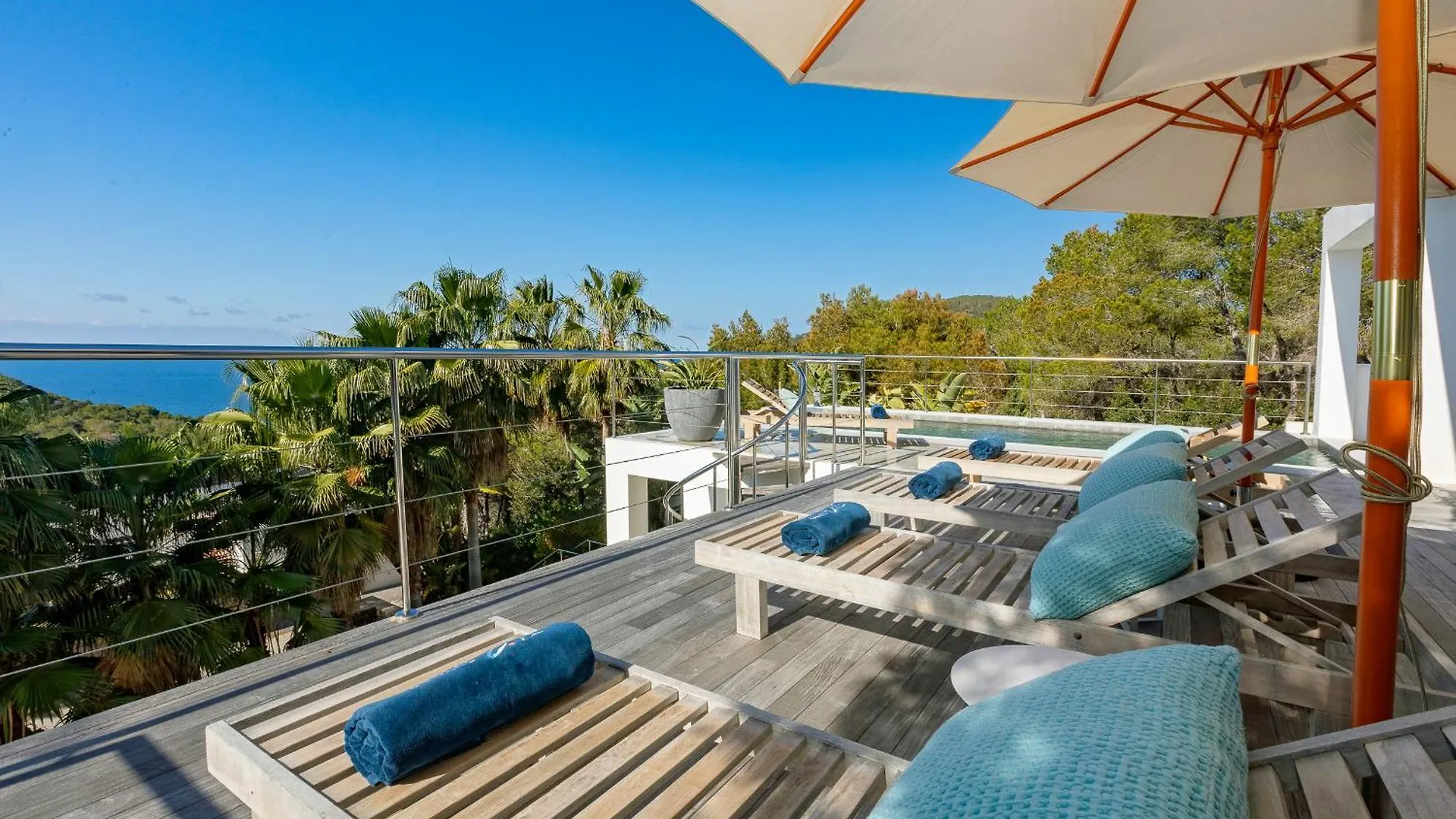 Villa In Cala Salada Sleeps 14 Сан-Антонио-Абад 0*,
