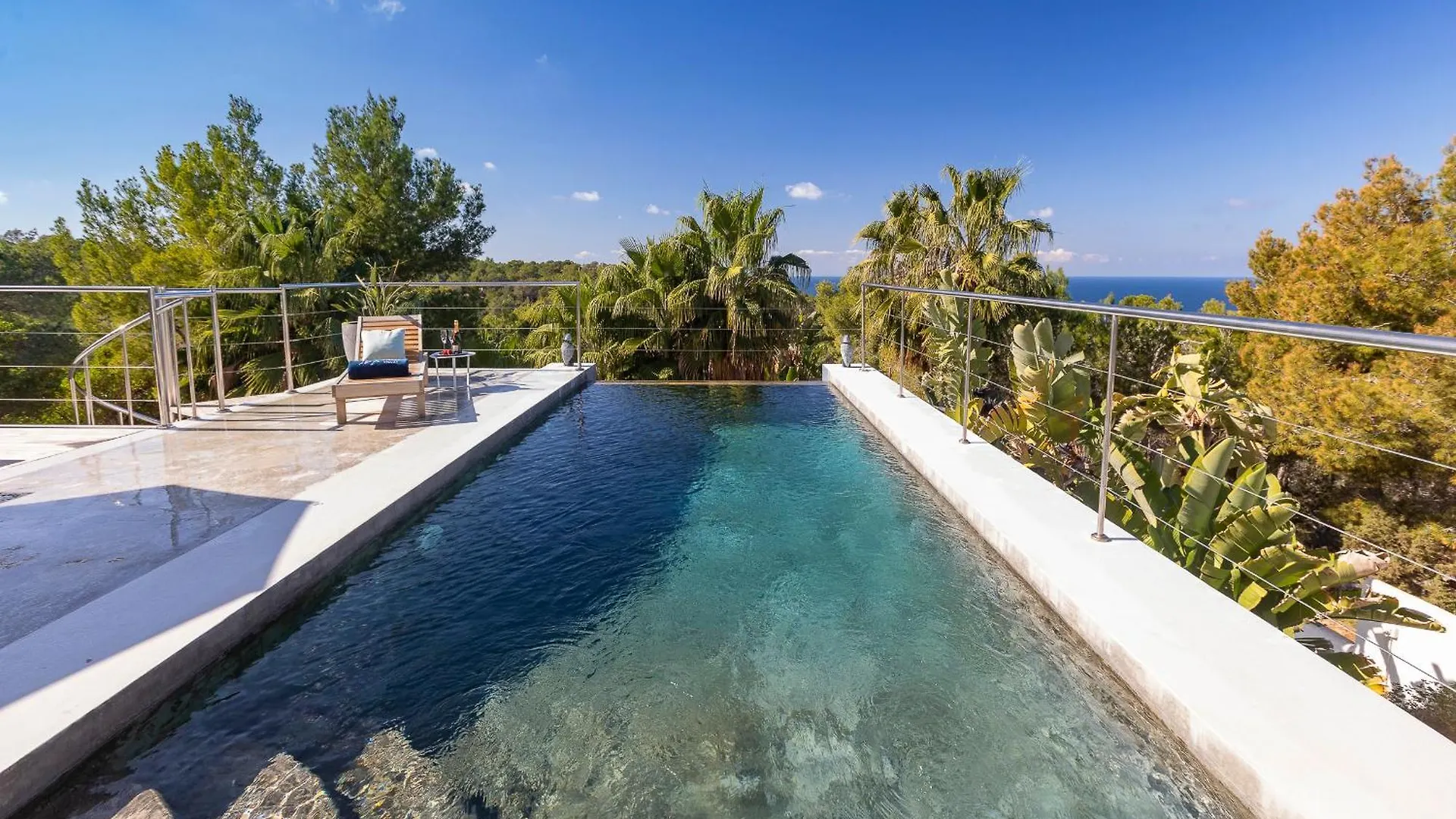 Villa In Cala Salada Sleeps 14 Сан-Антонио-Абад